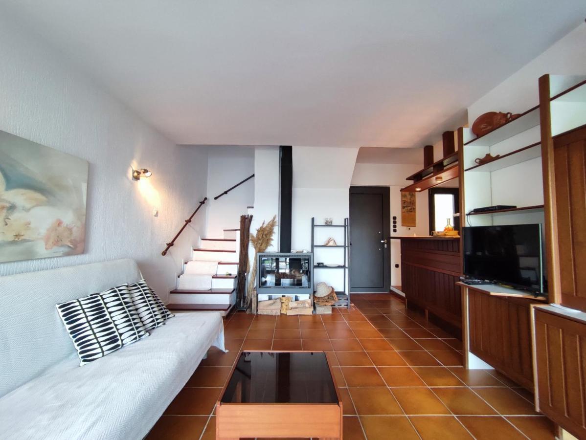 Beach House Emme Palaiontsiflikion Bagian luar foto